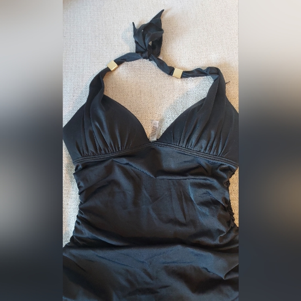 Victoria Secret  Black Ruched Halter Neck One-Piece Swimsuit Sz-M - Picture 4 of 7